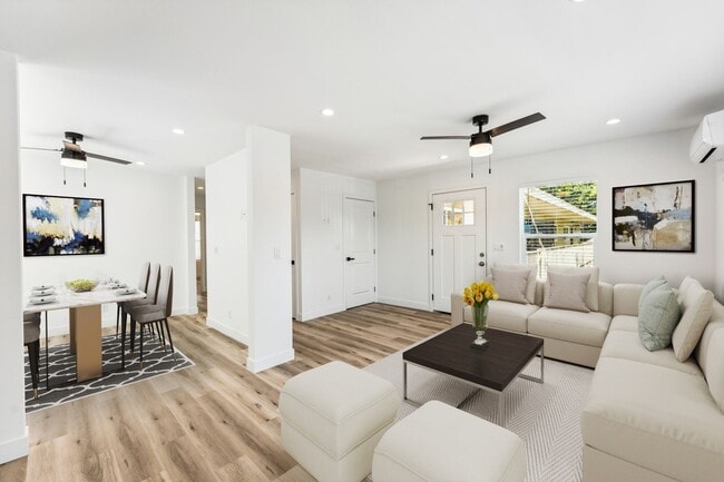 Photo - 113 S Lillie Ave Apartment Unit 201-07