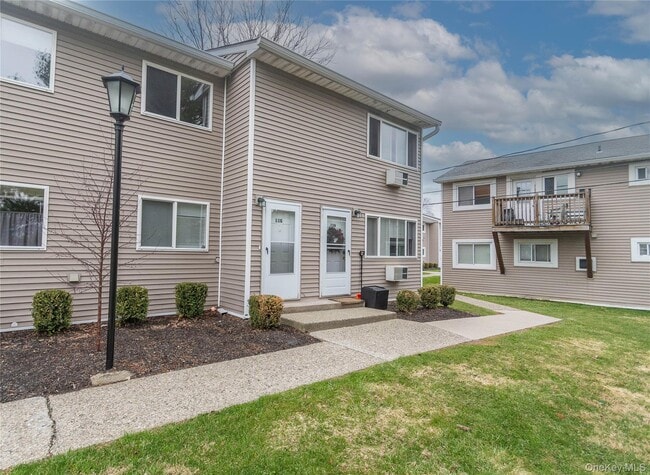 Photo - 11 Fishkill Glen Dr Unit G