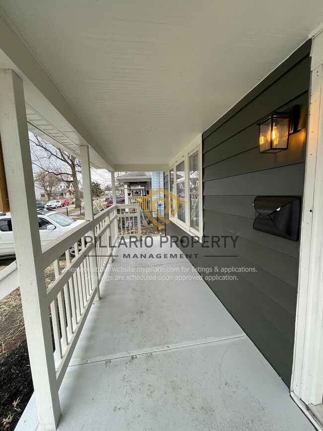 Photo - Renovated 3 Bedroom Home in Tuxedo Park, Available NOW!