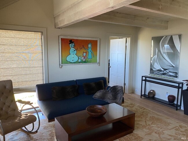 Photo - 1839 Centro W St