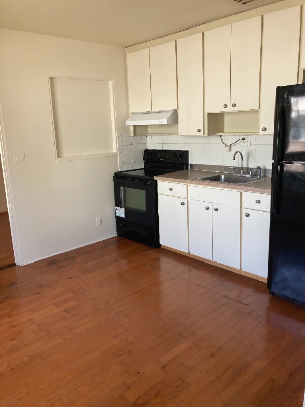 Photo - 3229 49th St N