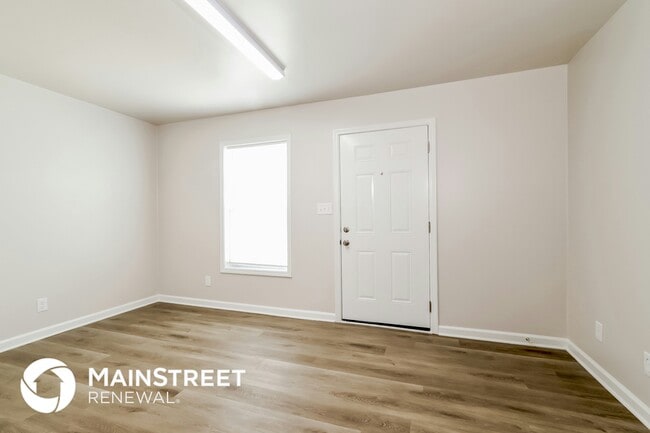 Photo - 2906 Montgomery St
