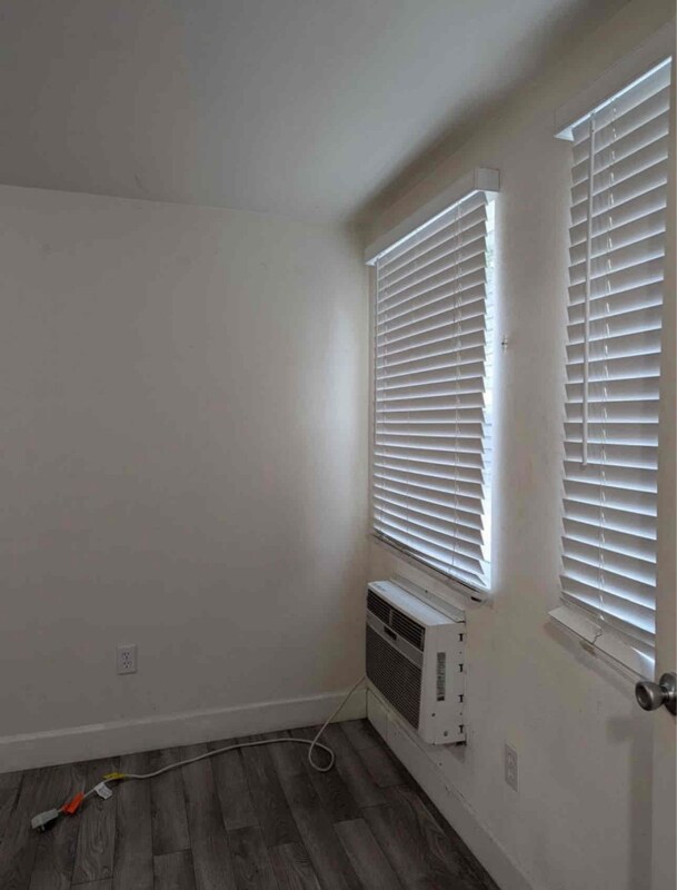 Photo - 812 N St Unidad #C