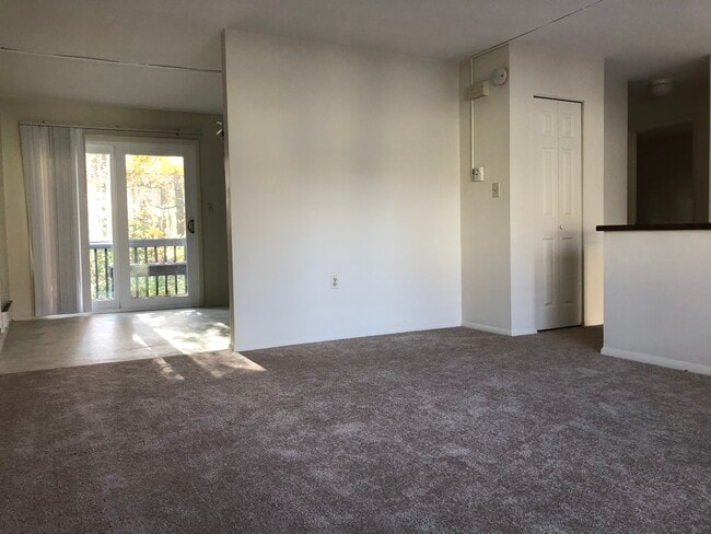 Photo - 106 Fernwood Ct