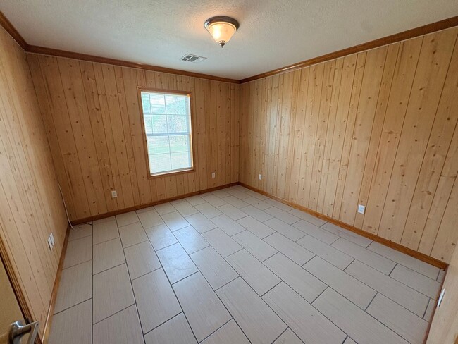 Photo - 633 N Simmons St