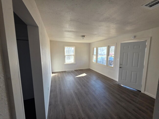 Photo - LIMITED TIME**NO APPLICATION FEE**1/2 OFF DEPOSIT**