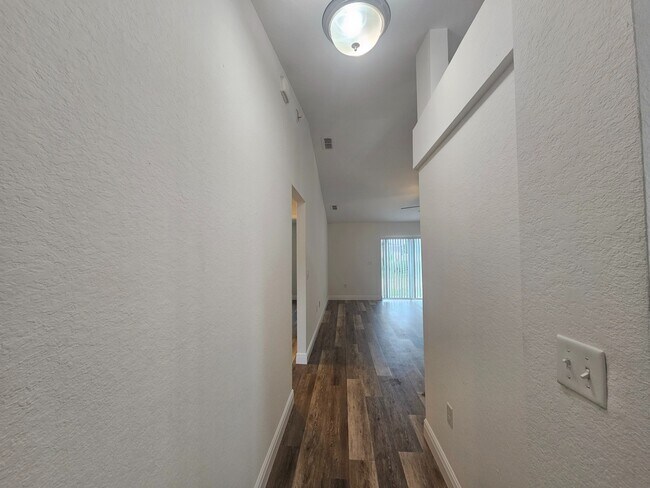 Photo - 308 Highland Meadows Dr