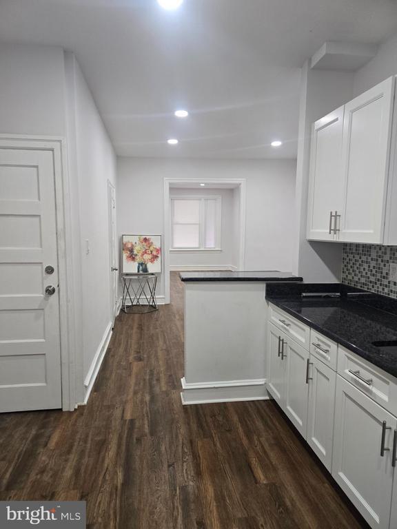 Photo - 724 W Wingohocking St