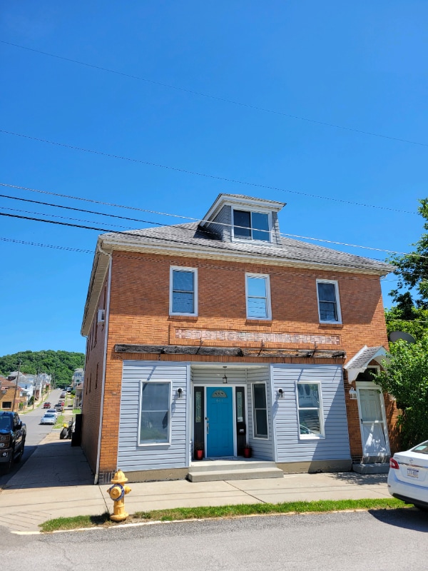 Building Photo - 440 1st St Rental