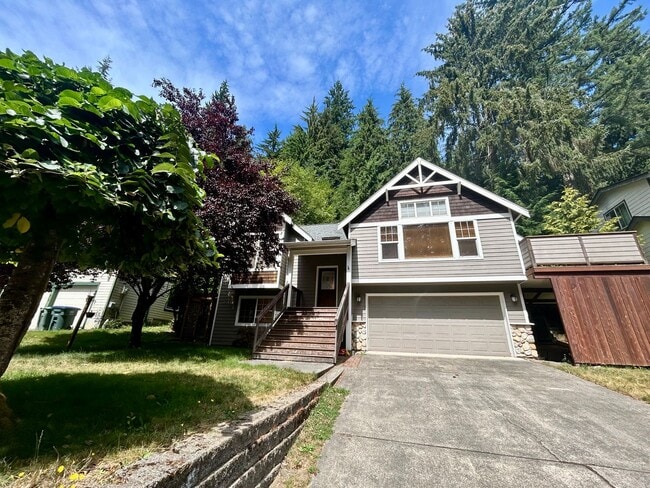 Building Photo - 14 Yearling Pl