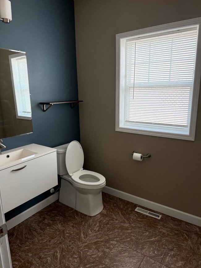 3037 Bluestem Trl