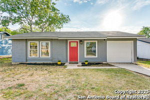 Building Photo - 816 Hickory Hill Dr Rental
