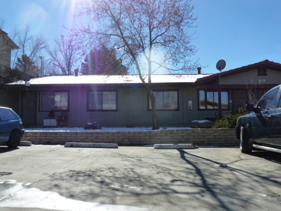 Photo - 623-629 Dameron Dr Apartments