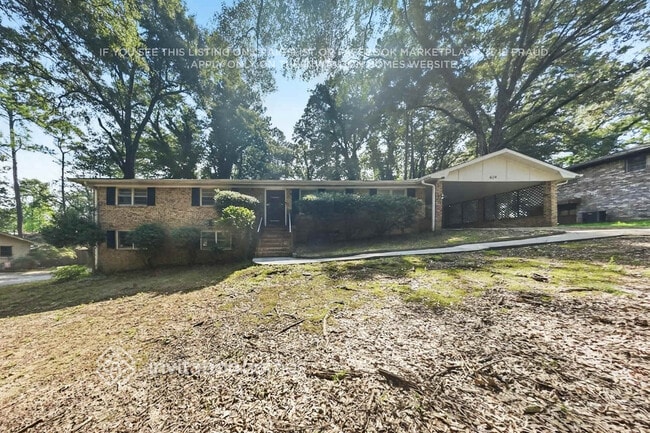 Building Photo - 624 Princess Cir