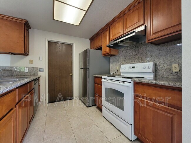 Photo - 7396 Marani Way