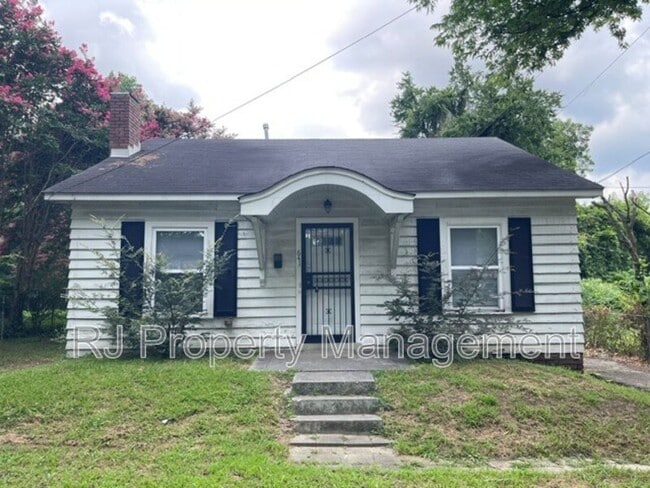 Building Photo - 641 S Greer St