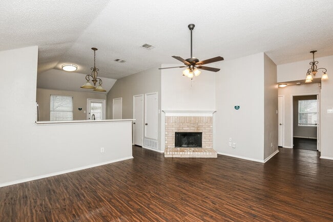 Photo - 3500 Lasso Rd