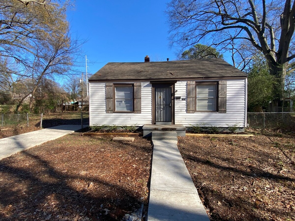 Photo - 1018 McEvers Cir