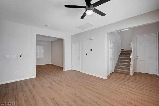 Photo - 8186 Lone Boulder St