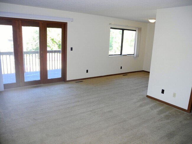 Photo - *Stone Gate Apartments - Advertising Unidad 12