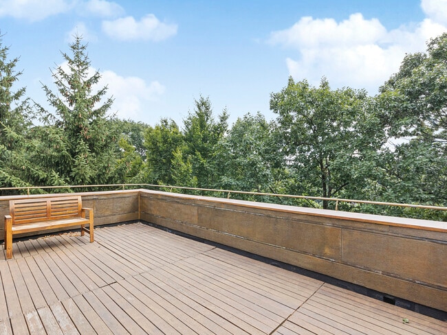 Photo - 170 Rawson Rd Unit #2