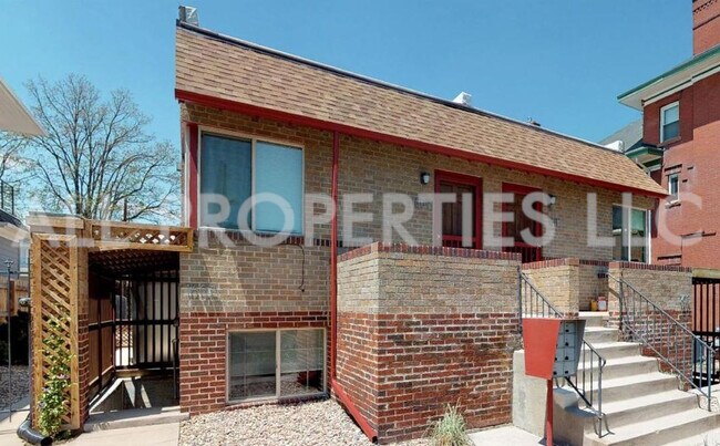 Building Photo - 1607 York St Unit 1607 York St