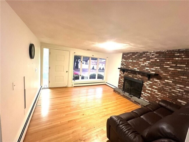 Photo - 8 Ashby St