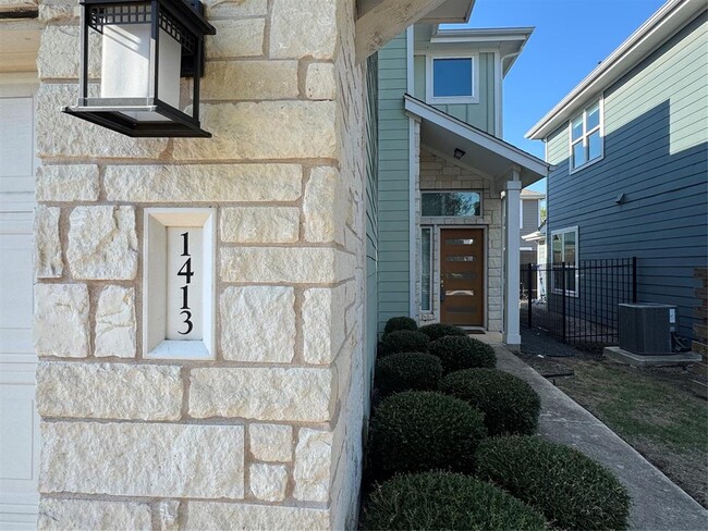 Photo - 1413 Casa Dr