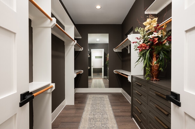 Photo - 917 Thompson St Unit 917