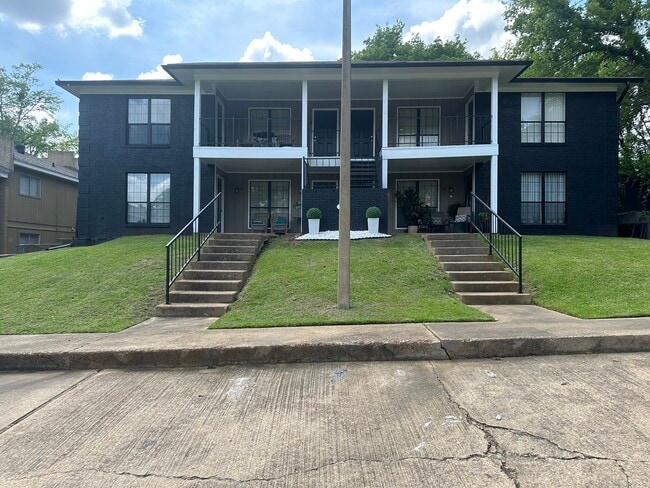 647 Rio Street - 647 Rio Street Apartments