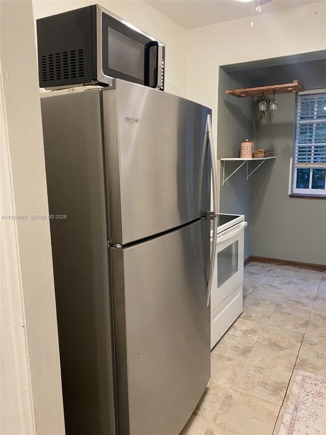 Photo - 11701 NE 11th Pl Unit 1