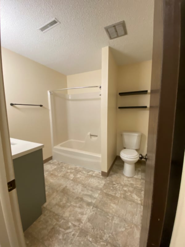 Photo - 2005 NW Hickory Ln Unit 5