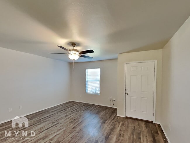 Photo - 11532 Ruger Rd