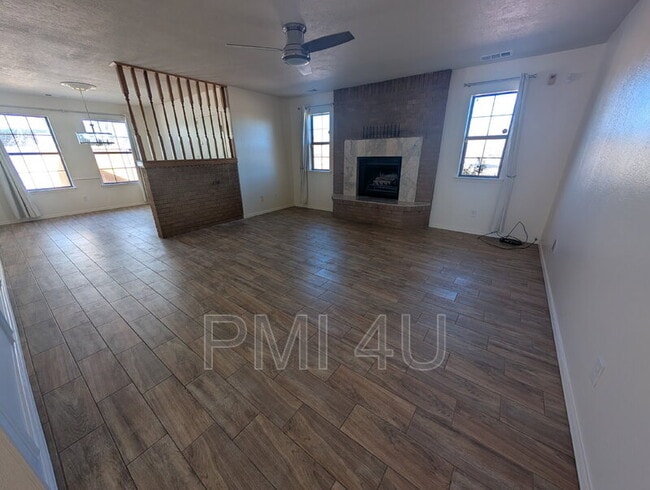 Photo - 3213 22nd Ave SE