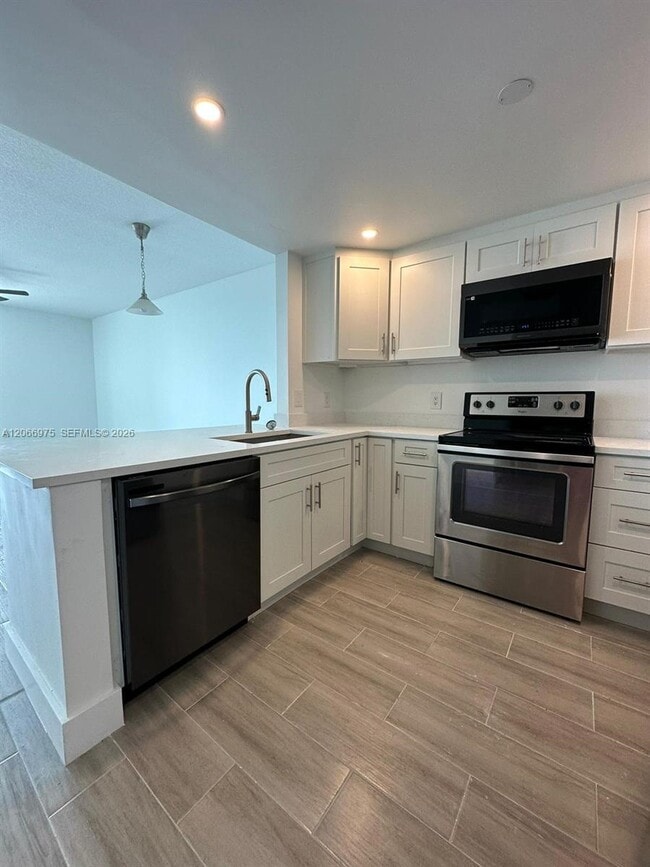 Building Photo - 1250 S Miami Ave Unit 1707
