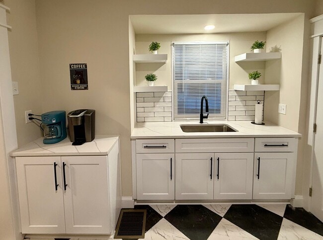 Photo - 1521 Rhode Island St