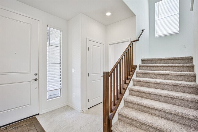 Photo - 7428 Legacy Pt St