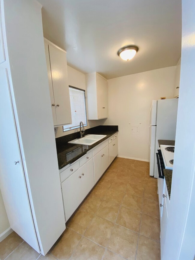 Unit #5 Kitchen