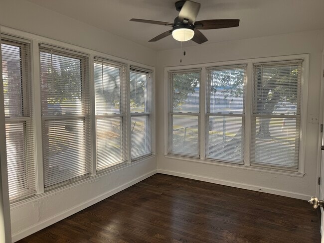 Photo - 417 SW 24th St