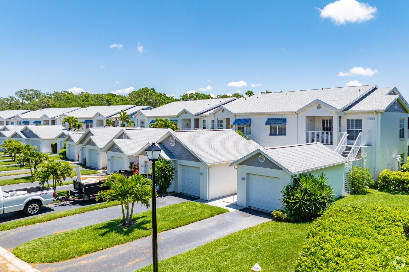 11375 Shipwatch LN Largo, FL - Shipwatch Condominiums