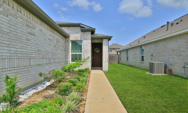 Photo - 7219 Bakersfield Ct