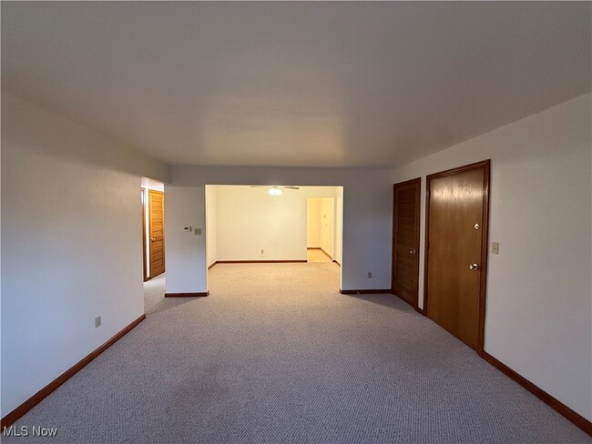 Photo - 52 Southwoods Ave