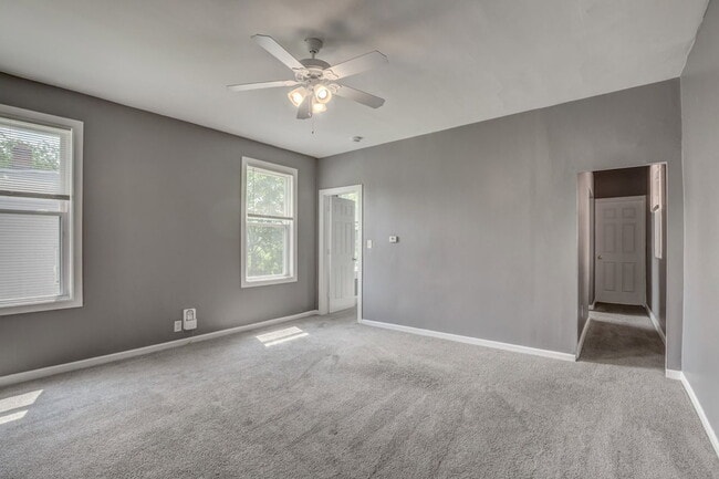 3643 W 8th St Unit 2