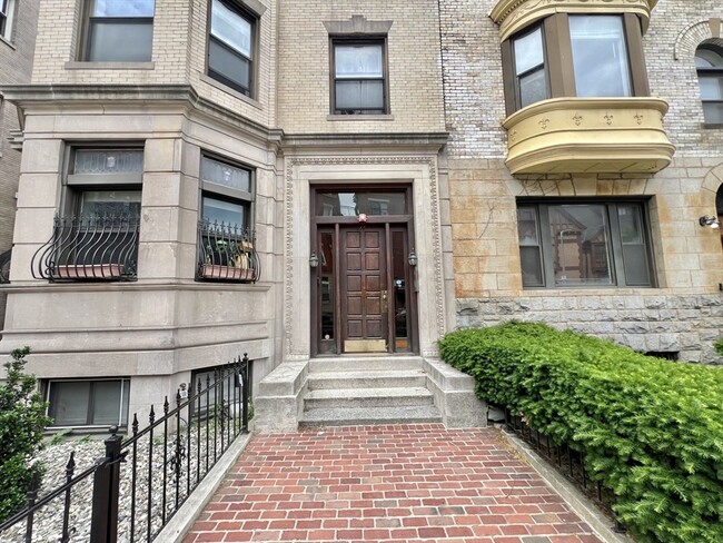 Photo - 65 Hemenway St Unidad 3