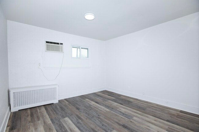 Photo - 773 Anderson Ave Unit 2