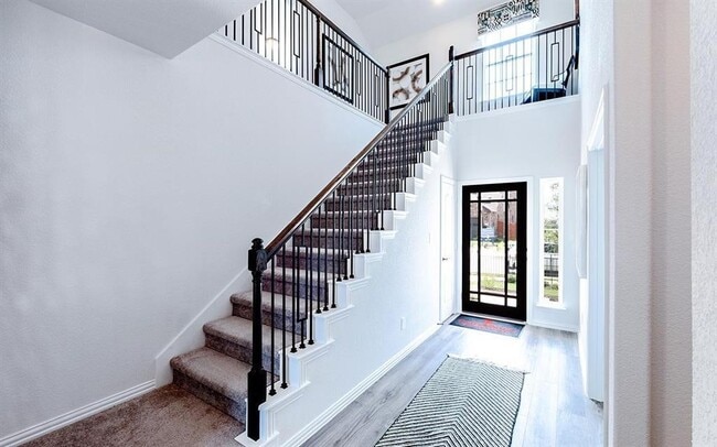 Photo - 850 Cherrystone Loop