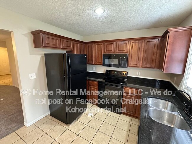 Photo - 820 167th Ct