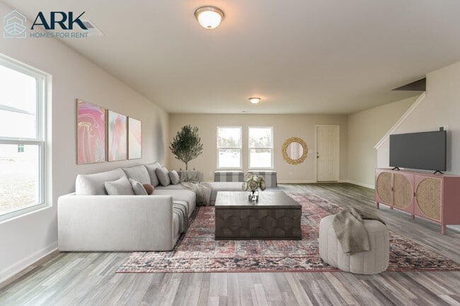 Photo - 4026 Lake Russell Dr