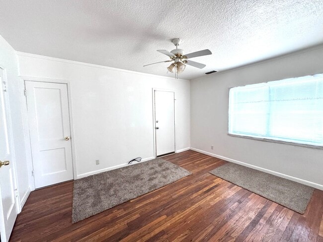 Photo - Available NOW!