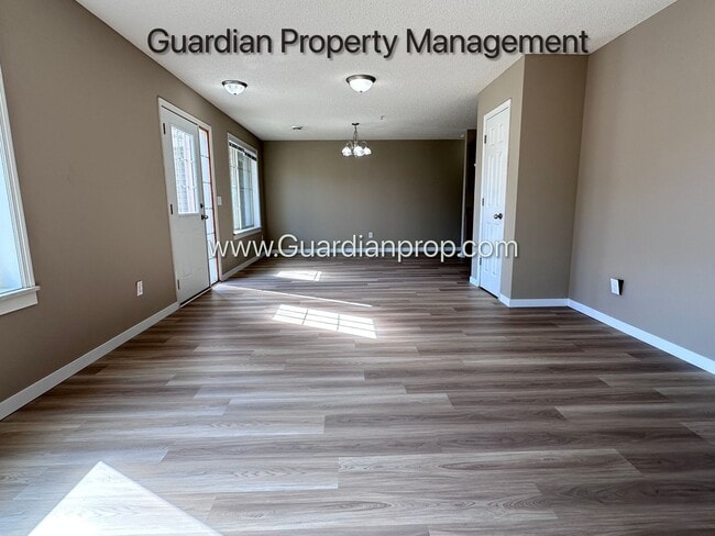 Photo - Brooklyn Park End Unit Town Home, Dishwasher, Washer/Dryer, Dedicated Office